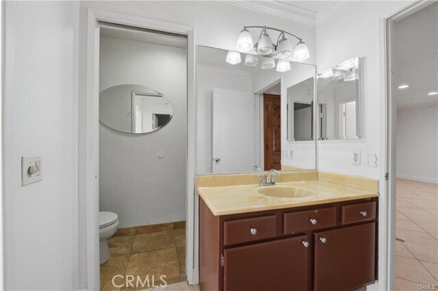 Building Photo - 937 N Greenpark Ave