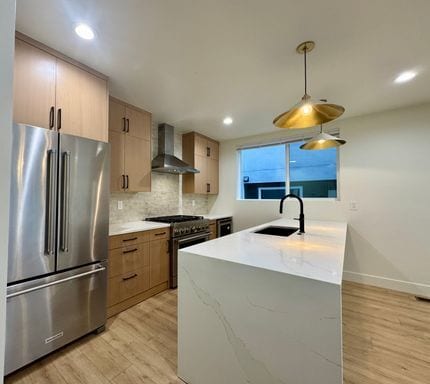 Building Photo - New Build 4 Bedroom and 5 Bathrooms