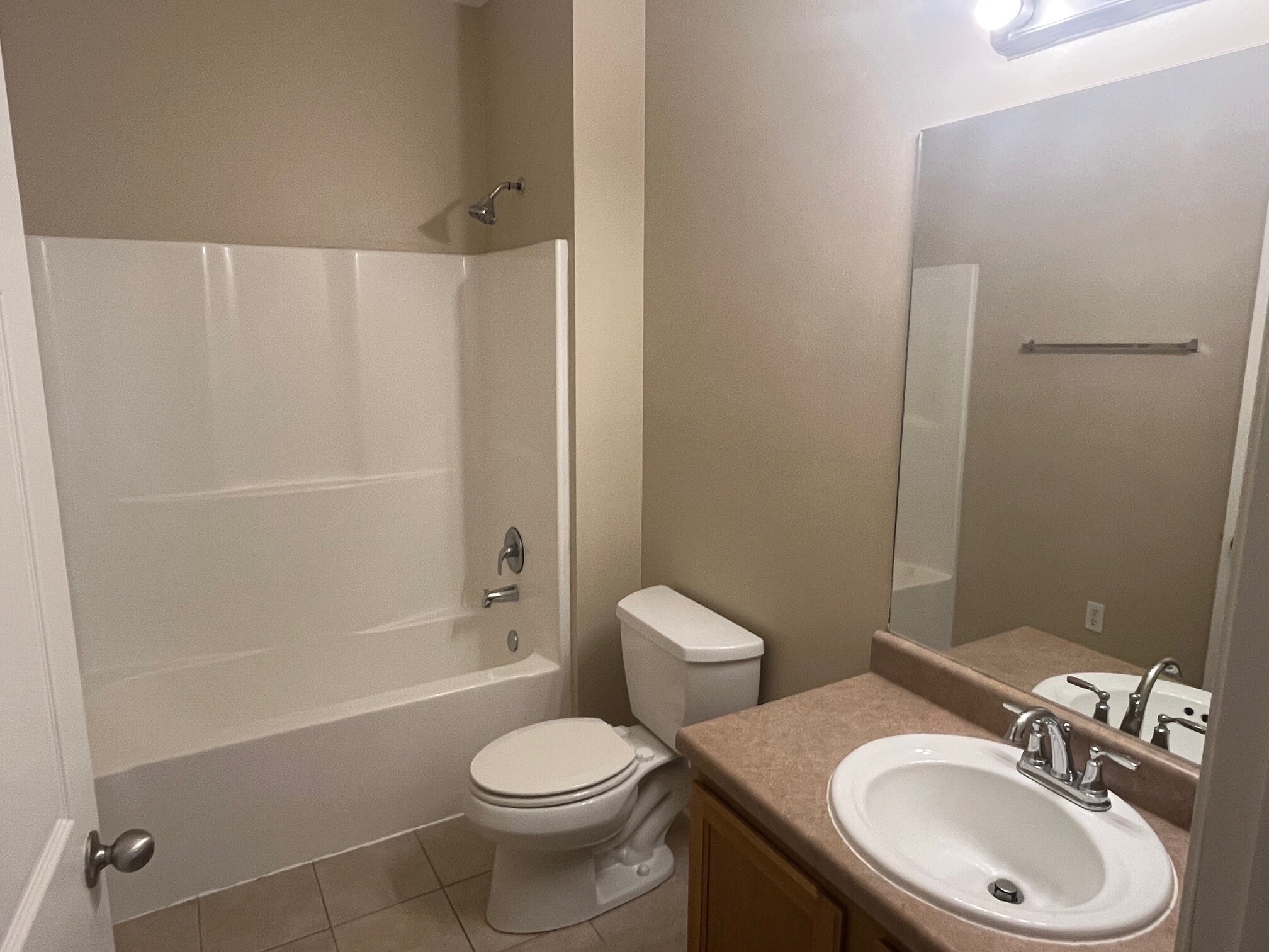 Primary full bath - 292 Bella Sera Ln