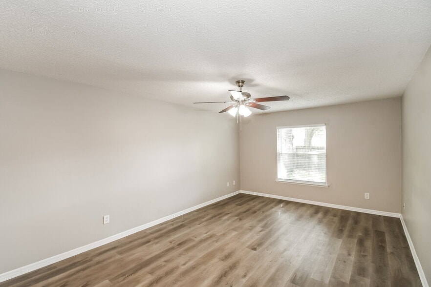 Building Photo - 1531 Eddings Grove Ln