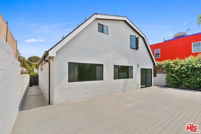 Building Photo - 3004 Glenn Ave