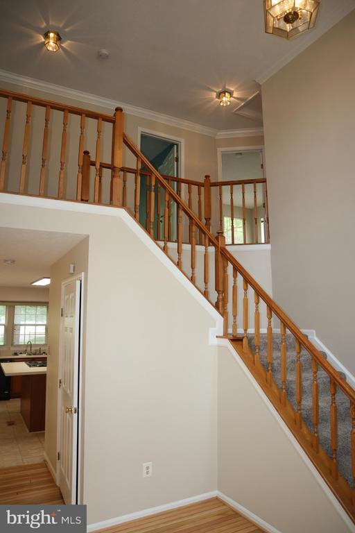 Building Photo - 16 Grantchester Pl
