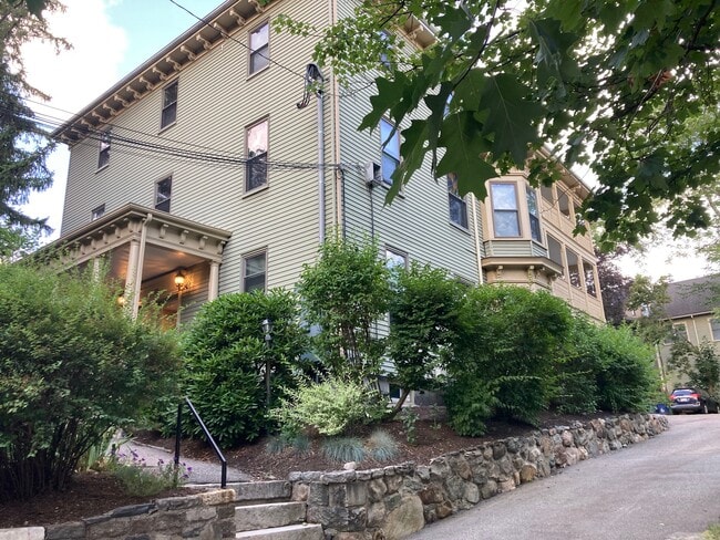 Primary Photo - 22 Park St
