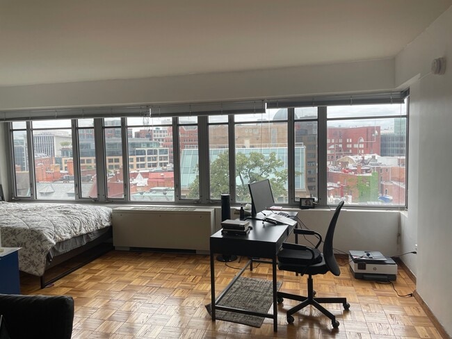 Building Photo - 1711 Massachusetts Ave NW