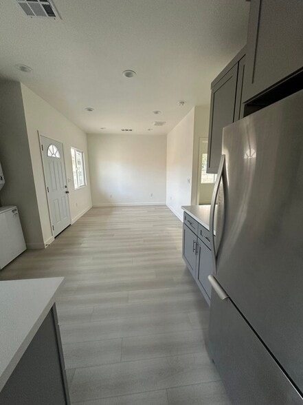 Building Photo - 13935 Rosita Pl
