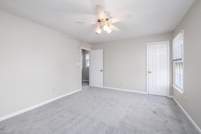 Building Photo - 4016 Starwood Arch