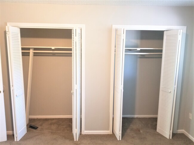 Building Photo - 815 Raleigh St