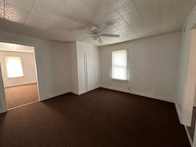Building Photo - 205 G St
