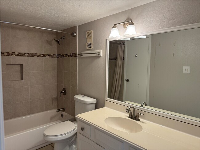 Building Photo - 4001 E NASA Pkwy