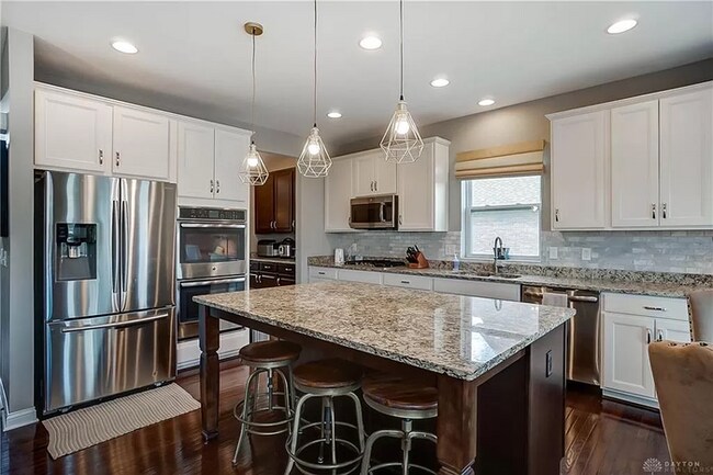 Building Photo - Charming 4 beds 5 bath in Centerville!
