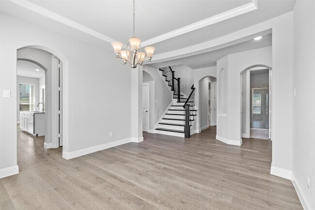 Building Photo - 138 Spanish Bluebell Dr