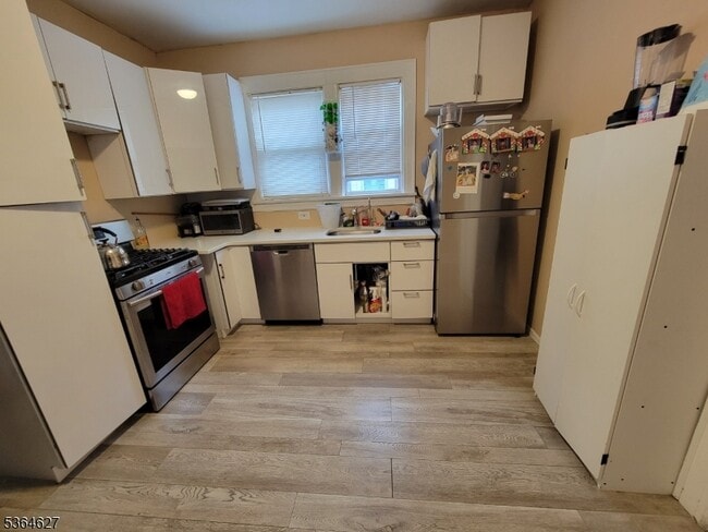 Building Photo - 67 Trimble Ave