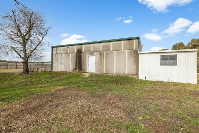 Building Photo - 2275 Co Rd 127