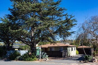 Building Photo - Charming Home in Encinitas