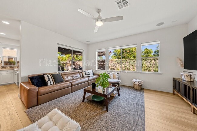 Building Photo - 1687 Picket Fence Dr