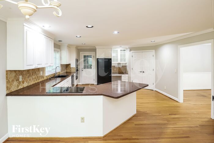Building Photo - 8908 Harpers Grove Ln