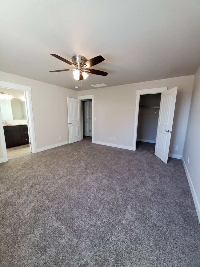 Building Photo - 1721 Westward Cir