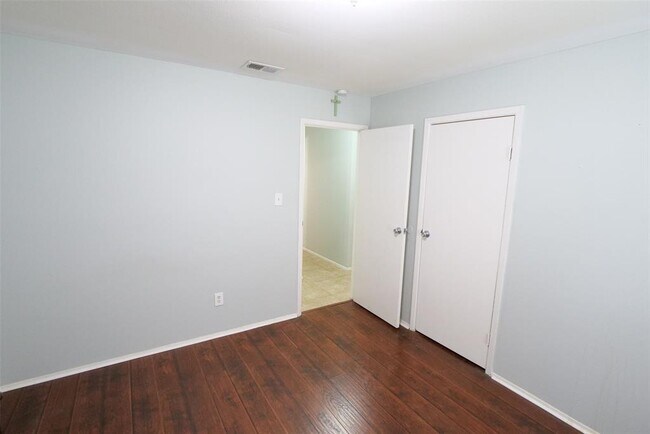 Building Photo - 14519 Louetta Rd
