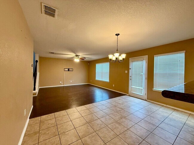 Building Photo - 10843 Canter Spur