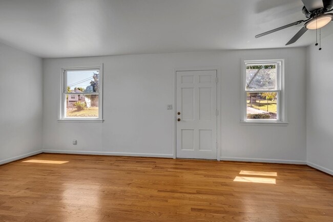 Building Photo - 3 Bed 2 Bath | Wedgewood Houston