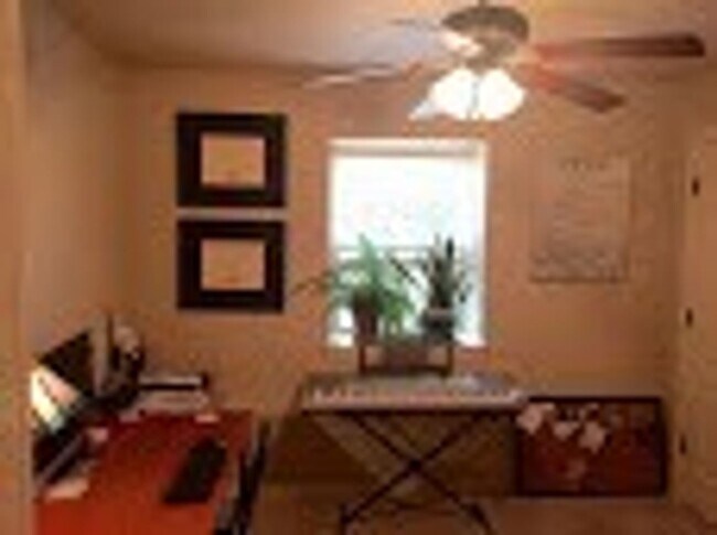 Building Photo - 1301 Spriggs Ct