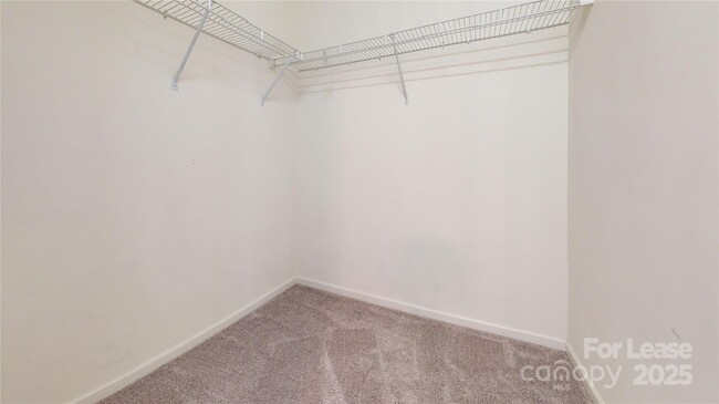 Building Photo - 1777 Forest Side Ln