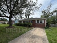 Building Photo - 105 Janet Dr