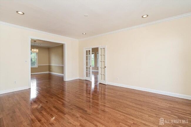 Building Photo - 15 Meadowlark Dr
