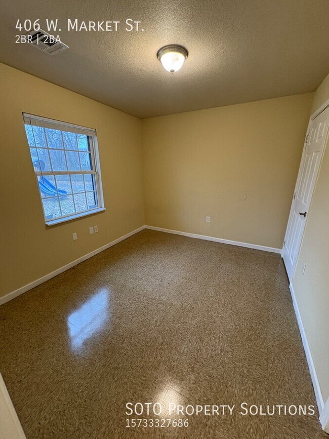 Building Photo - 406 W Market St