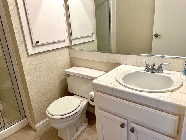 Building Photo - Working from home? This town home has a huge office area and large primary suite... plus a second...