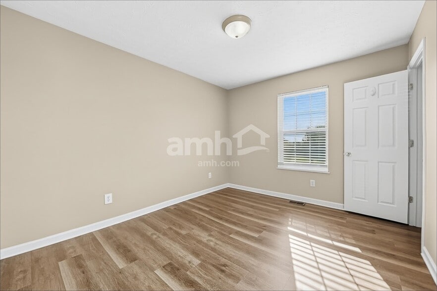 Building Photo - 8412 Celestial Cir