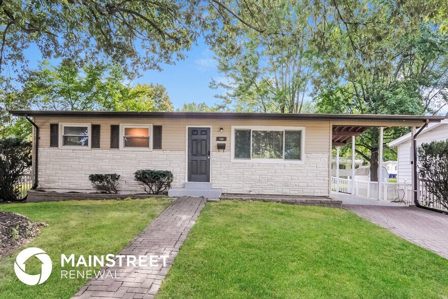 Primary Photo - 330 Moule Dr