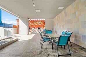 Building Photo - 3338 Peachtree Rd NE