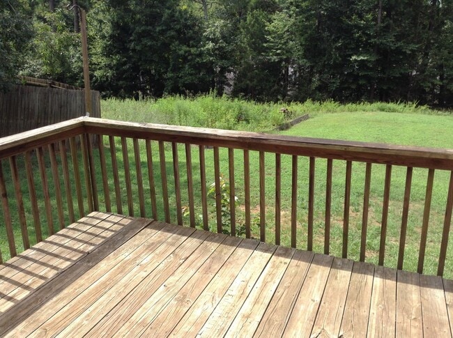 Building Photo - SLEEPY CREEK DR - 270/272