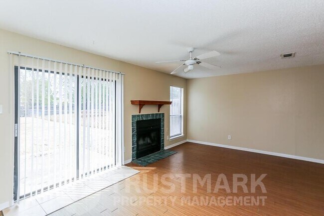 Building Photo - 4506 A Lago Cir