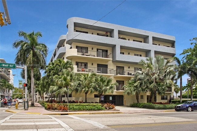Primary Photo - 1250 Lincoln Rd