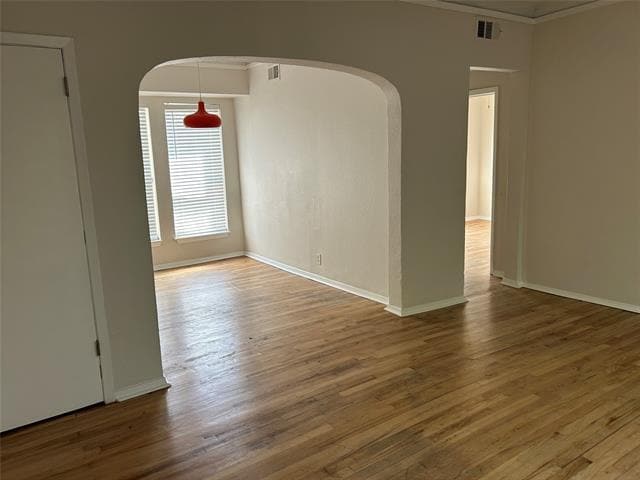 Building Photo - 5305 Reiger Ave
