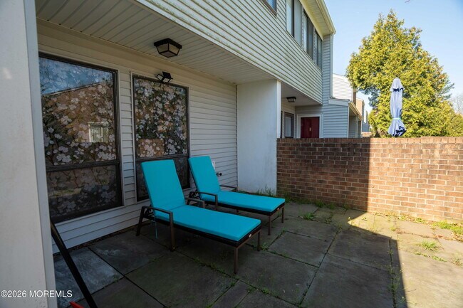 Building Photo - 5C Twin Rivers Dr