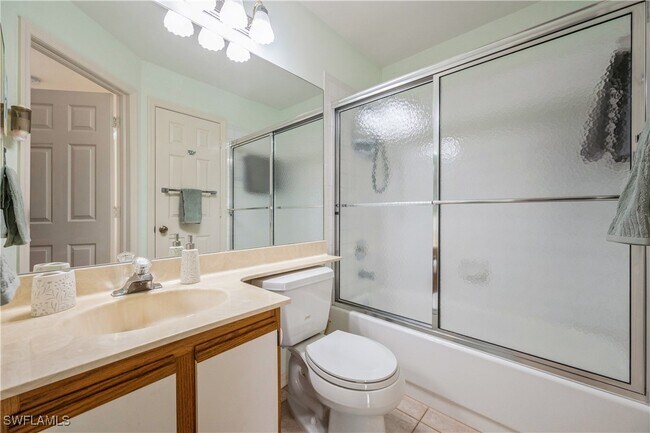 Building Photo - 1325 Mainsail Dr