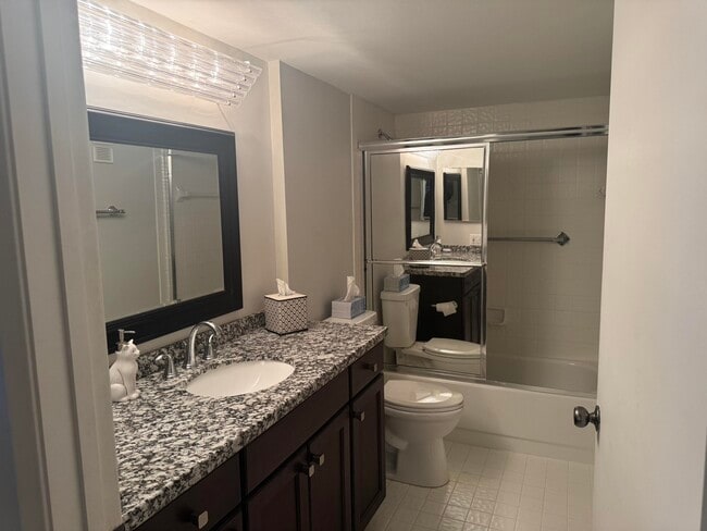 Building Photo - 14111 Royal Vista Dr