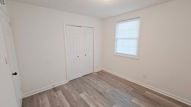 Building Photo - Monetta Apartments