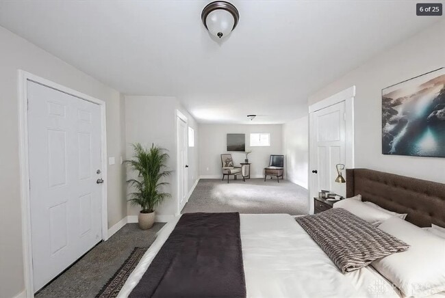 Building Photo - 1628 Wyoming St