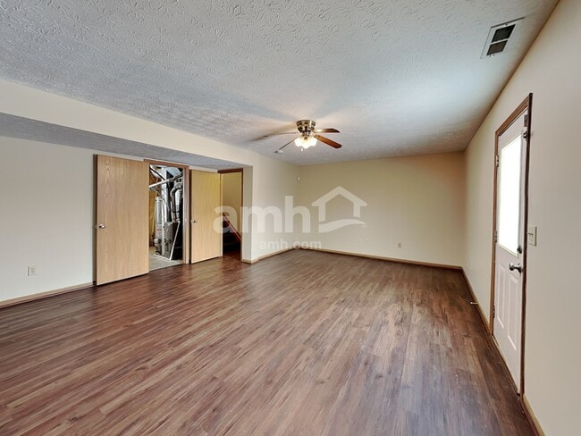 Building Photo - 514 Hannifin Dr