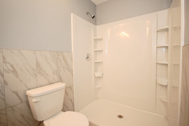 Building Photo - 56 Chelsea Way