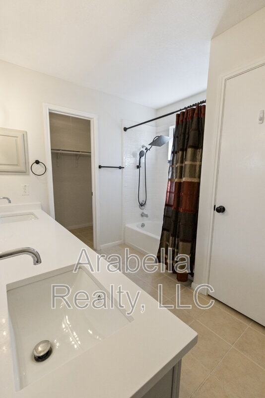 Building Photo - 8554 Timber Lodge