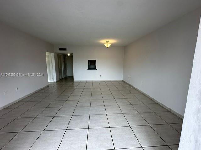 Building Photo - 9159 SW 77th Ave