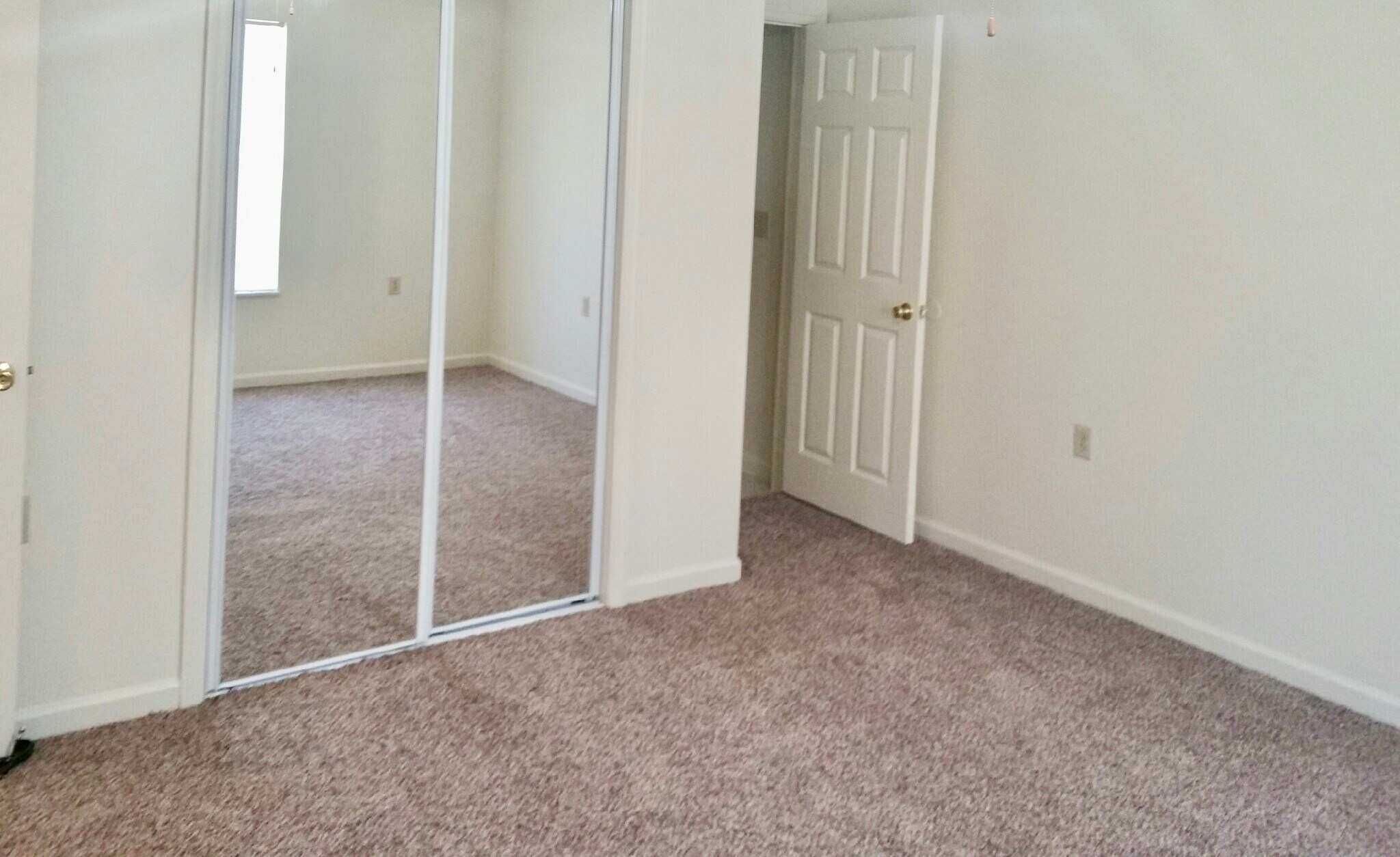 Building Photo - 8459 Shawn Ridge Dr