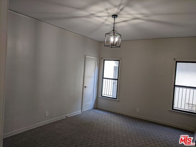 Building Photo - 224 N Jackson St