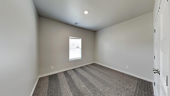 Building Photo - 7001 Elk Canyon Rd