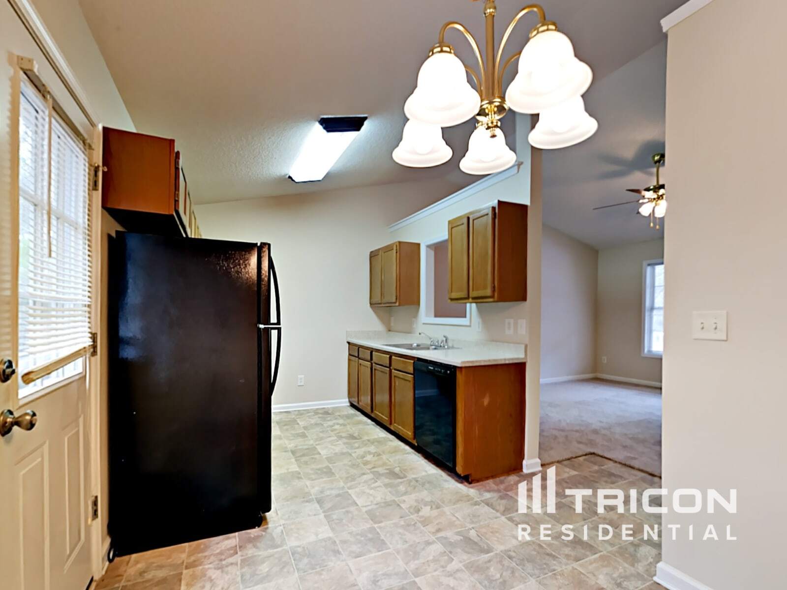 Building Photo - 616 Southern Trace Dr